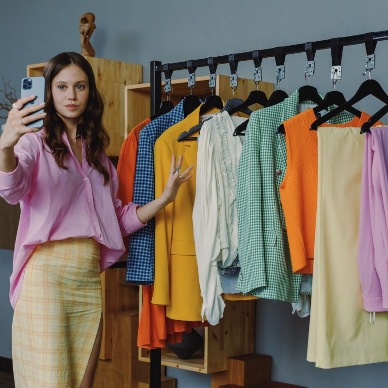 Virtual Try On Technology: How AR Is Changing Fashion Retail